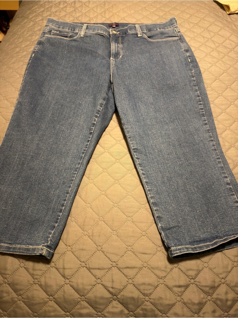 NYDJ Size 16W Medium Wash Capris with Rhinestone Embellished Pocket